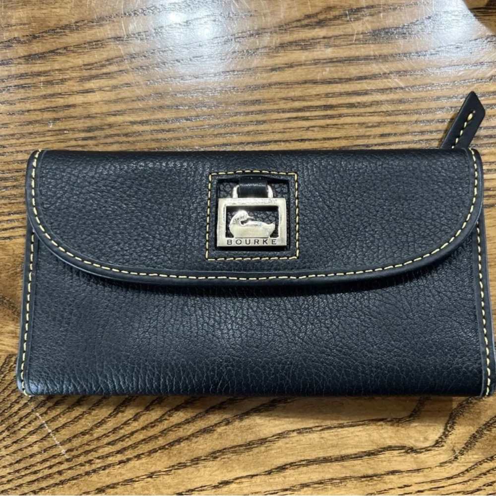 Dooney & Bourke Dillon Wallet Black